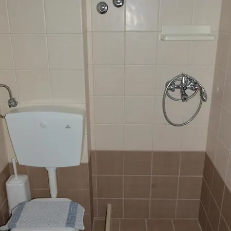 Pansion Katerina 러브호텔