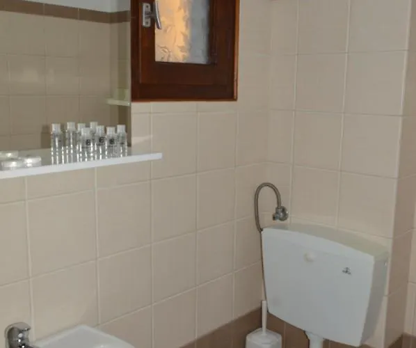 Pansion Katerina Love hotel Skiathos Town